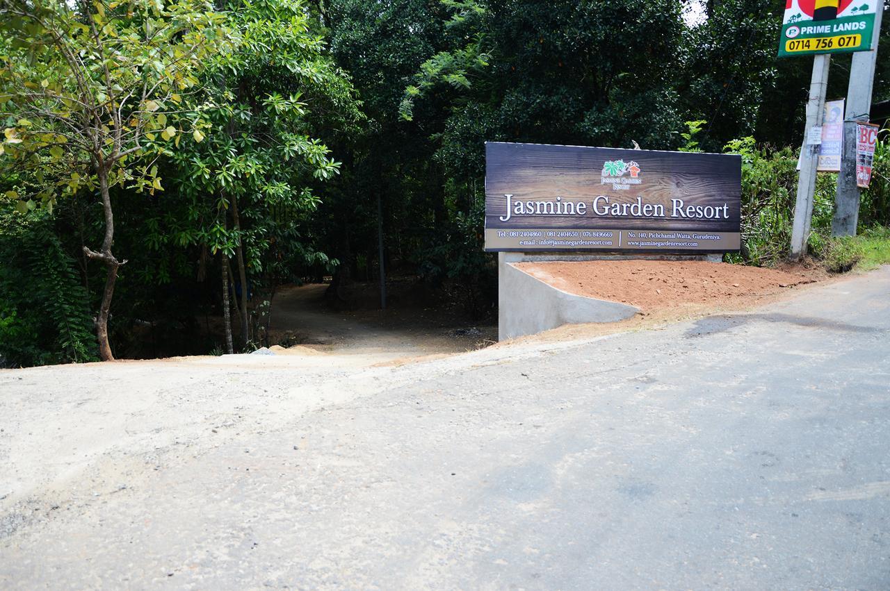 Jasmine Garden Resort 캔디 외부 사진