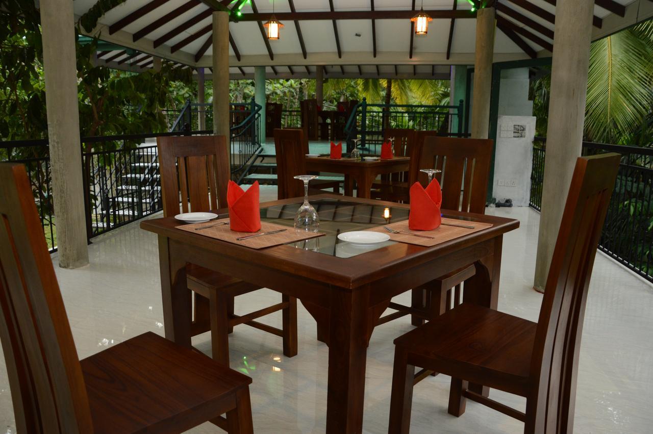 Jasmine Garden Resort 캔디 외부 사진
